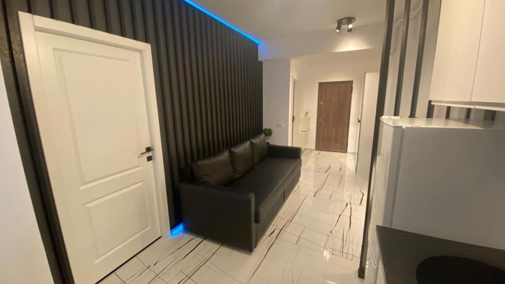 Q Luxury Apartment - Palas Center Яш Екстериор снимка
